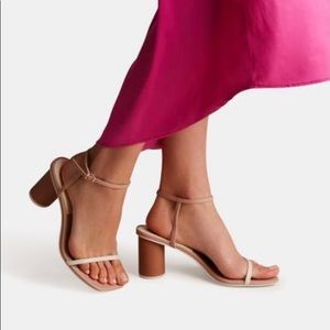 NWT Dolce Vita nude strappy sandal